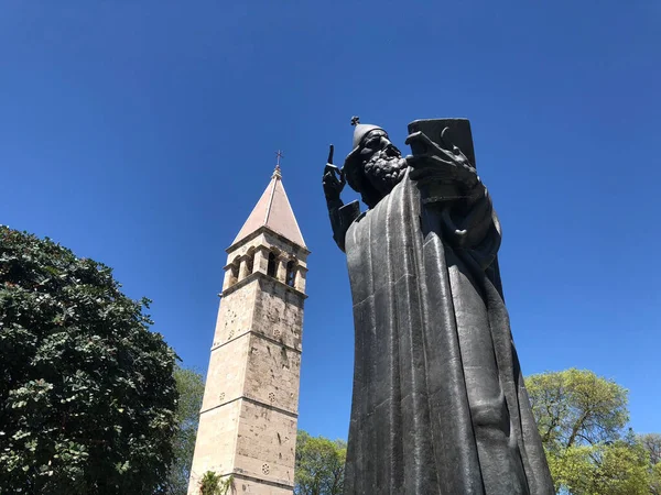 Estátua Gigante Gregório Nin Capela Arnir Split Croácia — Fotografia de Stock