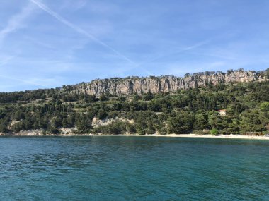 Hırvatistan 'ın Split kentindeki Kasjuni plajı