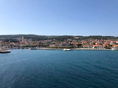 Supetar Limanı, Hırvatistan 'ın Brac kentindeki Dalmaçya adasının bir kasabası.