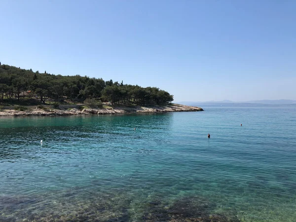 Hırvatistan Brac Adasındaki Sutivan Kenti Civarındaki Sahil — Stok fotoğraf