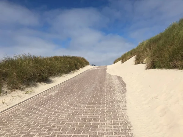 オランダ ヴリランドのビーチへの道 — ストック写真