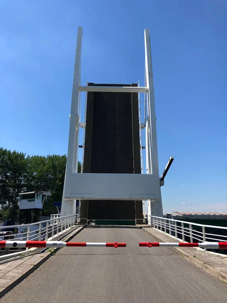 Brug Open Voor Vrachtschip Friesland Nederland — Stockfoto