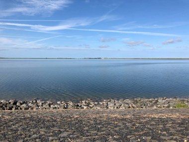 IJsselmeer 'de ve Friesland' daki Cornwerd köyünde. Hollanda 'da.