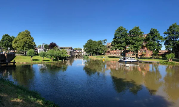 Canale Cittadino Intorno Bolsward Frisia Paesi Bassi — Foto Stock