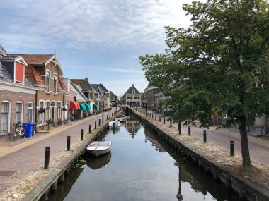 Kollum 'daki Kanal Friesland Hollanda