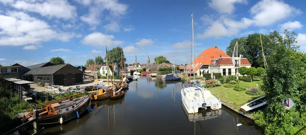 Panorama Von Einem Kanal Mit Hölzernen Segelbooten Heeg Friesland Niederlande — Stockfoto