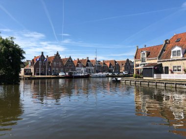 Eski Makkum, Friesland, Hollanda 'nın mimarisi.