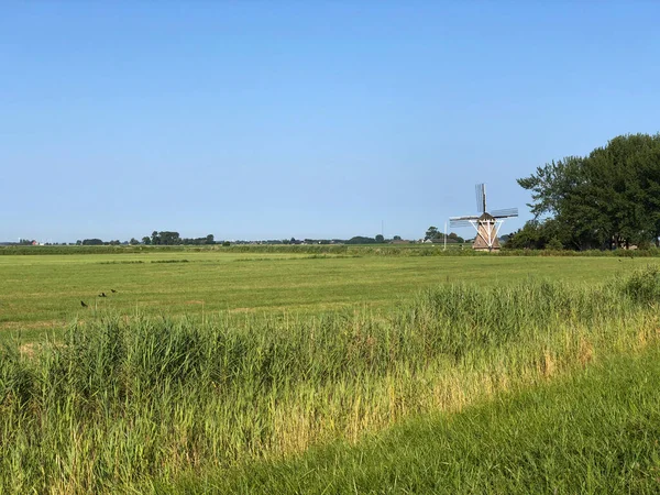 Antiguo Molino Viento Alrededor Menaldum Frisia Países Bajos — Foto de Stock