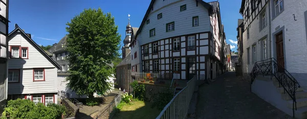 Panorama Casas Timberframe Monschau Alemania —  Fotos de Stock