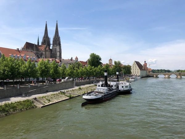 Catedral São Pedro Rio Danúbio Regensburg Alemanha — Fotografia de Stock