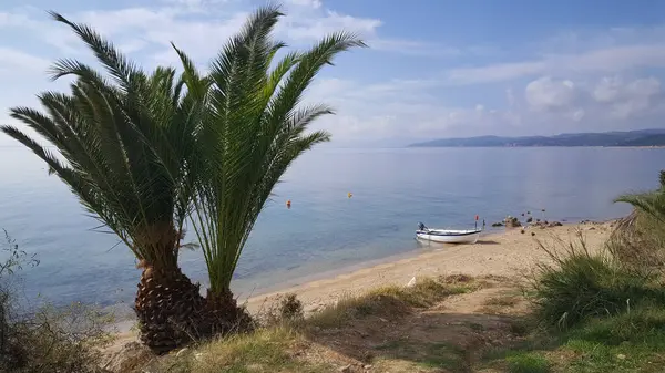 Yunanistan Sahilde Tekne — Stok fotoğraf