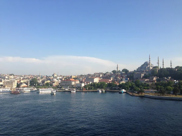 Golden Horn Από Γέφυρα Χάλιτς Του Μετρό Στην Ιστανμπούλ Τουρκίας — Φωτογραφία Αρχείου