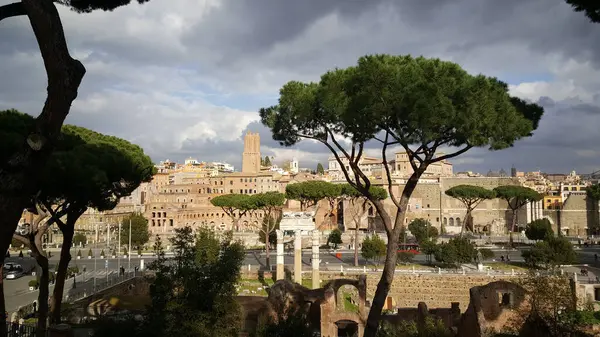 Mirando Sobre Ciudad Desde Punto Vista Cordonata Roma Italia —  Fotos de Stock