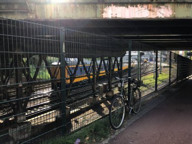 Groningen 'den ayrılan tren Hollanda