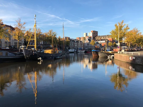 荷兰格罗宁根秋天的Noorderhaven — 图库照片