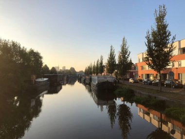 Groningen 'deki Kanal Hollanda