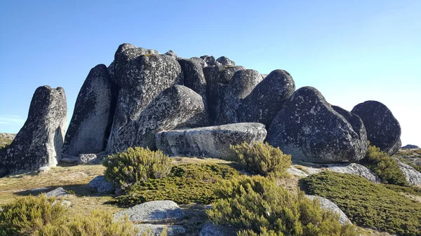 Portekiz Deki Serra Estrela Doğal Parkı Nda Kayaların Oluşumu — Stok fotoğraf