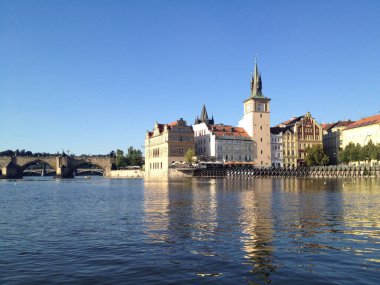 Prag Çek Cumhuriyeti 'ndeki Vltava Nehri
