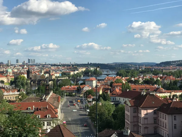 Çek Cumhuriyeti Ndeki Chotkovy Sady Parkından Prag Şehir Manzarası — Stok fotoğraf