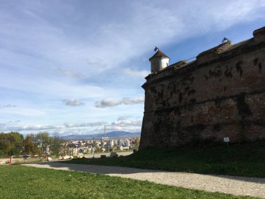 Brasovia Kalesi, Brasov Romanya 'daki Tampa dağının tepesinde yer alan bir takviye birliği