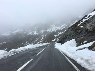 Romanya 'daki Transfagarasan dağ yolu