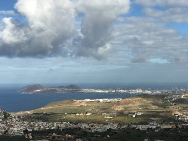 Gran Canaria 'daki Arucas Dağı' ndan görüntüle