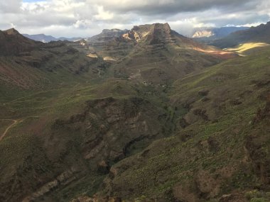 Güney Gran Kanaryası 'ndaki Degollada de las Yeguas gözlem noktasından manzara 