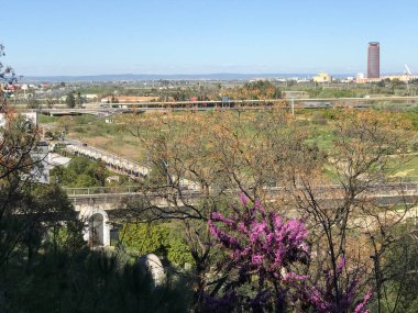 San Juan de Aznalfarache 'deki Parque de Osset' ten İspanya 'nın Seville şehrine
