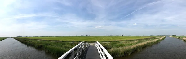 Puente Sobre Canal Frisia Países Bajos — Foto de Stock