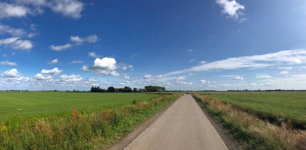 Straße Durch Ackerland Friesland Niederlande — Stockfoto