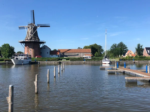 Burdaard Friesland Hollanda Daki Yel Değirmeni Rıhtım — Stok fotoğraf