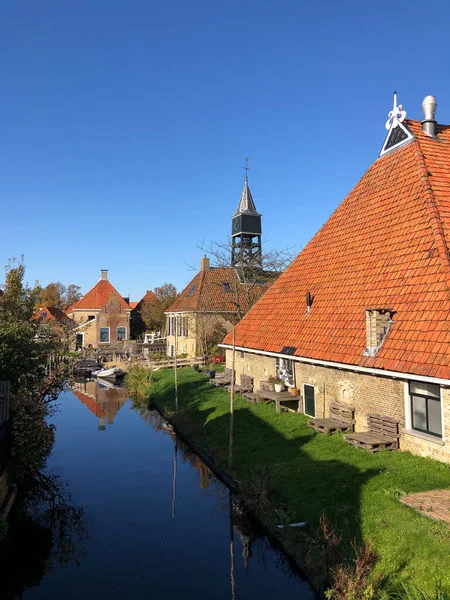 Kanał Hindeloopen Jesienią Friesland Holandia — Zdjęcie stockowe