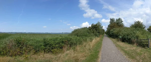 Ścieżka Wokół Jeziora Morra Friesland Holandia — Zdjęcie stockowe