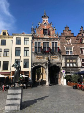 Nijmegen, Gelderland, Hollanda 'nın eski bir kasabasında mimarlık.
