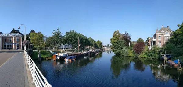 Miejska Panorama Kanału Zwolle Overijssel Holandia — Zdjęcie stockowe