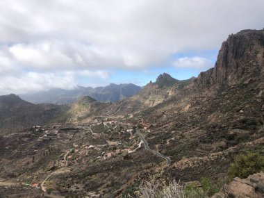 Gran Canaria 'da Cruz Grande' nin çevresindeki manzara
