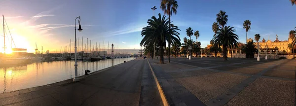 Napkelte Barcelonai Kikötőben Spanyolországban — Stock Fotó