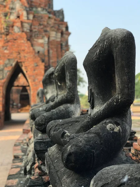 Estatuas Buda Wat Chaiwatthanaram Templo Buddhist Ayutthaya Tailandia — Foto de Stock