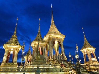 Kraliyet Krematoryumu 'nun merhum Kral Bhumibol Adulyadej için Bangkok Tayland' da sergisi.