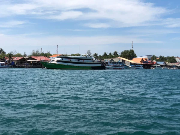 Barche Molo Saladan Koh Lanta Thailandia — Foto Stock