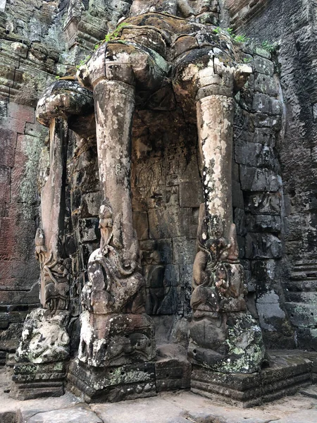 Estatuas Puerta Victoria Angkor Camboya — Foto de Stock