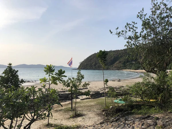 Bandeira Tailandesa Praia Phrao Ilha Koh Samet Tailândia — Fotografia de Stock
