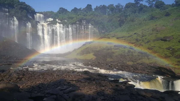 Regenbogen Bei Den Kalandula Wasserfällen Angola — Stockfoto