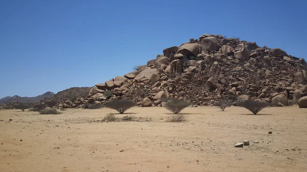 Skalnatá Krajina Oblasti Reserva Namibe Angola — Stock fotografie