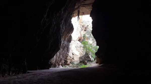 アンゴラのササ洞窟 — ストック写真