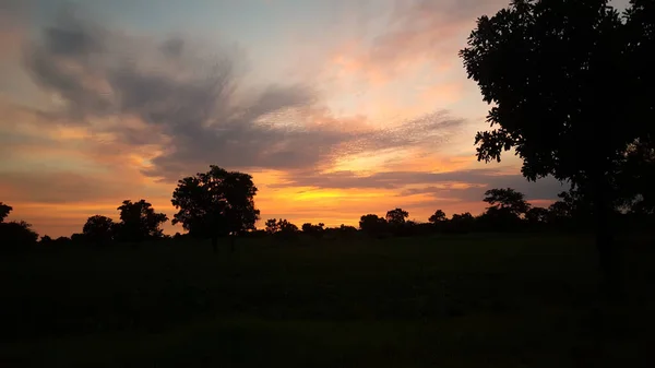 Закат Вокруг Боромо Буркина Фасо — стоковое фото