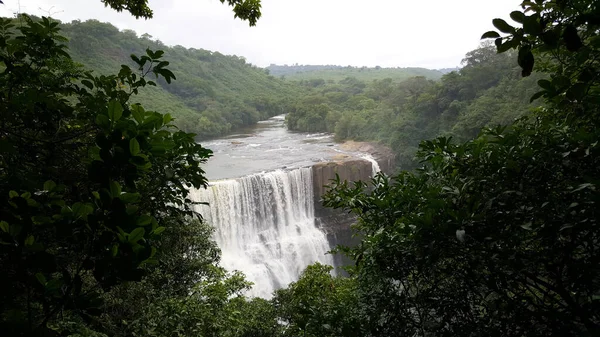 Wodospad Kambadaga Gwinei Afryka — Zdjęcie stockowe