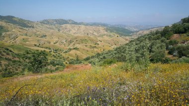 Fas 'taki Bab Laqmar çevresindeki dağ manzarası