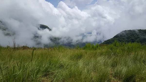 Cloud Scenérie Kolem Yirum Nigérii — Stock fotografie