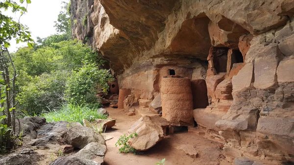 Togo 'nun kuzeyindeki Nok Mağaraları